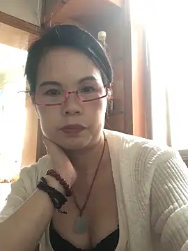 Snapshot of nidejiejie chatting on May 24, 2026, 3:33 am nidejiejie online show from May 24, 2026, 3:33 am
