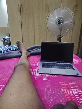 Snapshot of santhoshkannadaboy chatting on May 16, 2026, 12:07 am santhoshkannadaboy online show from May 16, 2026, 12:07 am