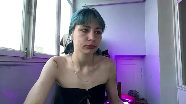SuccubKira online show from June 11, 2026, 2:11 am