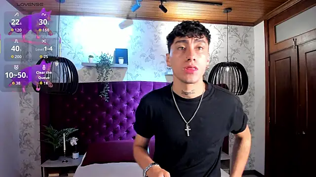 Snapshot of Spencerwhite_ chatting on May 16, 2026, 9:13 pm Spencerwhite online show from May 16, 2026, 9:13 pm