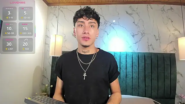 Snapshot of Spencerwhite_ chatting on June 12, 2026, 8:30 pm Spencerwhite online show from June 12, 2026, 8:30 pm