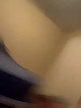 lapechejuteuse online show from May 4, 2026, 4:41 am
