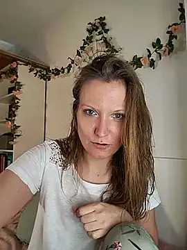 Candy Cougar online show from May 23, 2026, 6:51 am