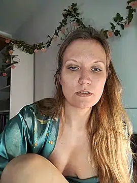 Candy Cougar online show from July 14, 2026, 7:02 am