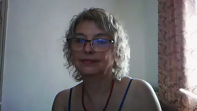 ElizabethGorden online show from July 13, 2026, 6:38 am