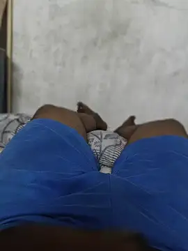 smallIdick 69 online show from June 5, 2026, 8:58 pm