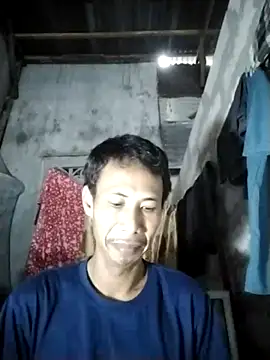 Snapshot of TopModel88 chatting on May 17, 2026, 9:49 am TopModel88 online show from May 17, 2026, 9:49 am