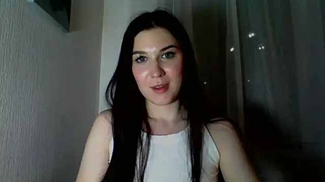 Katiee Foxi online show from May 18, 2026, 10:15 pm