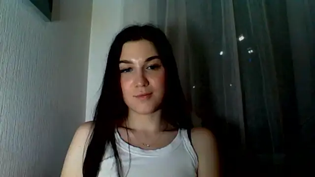 Katiee Foxi online show from June 13, 2026, 9:35 pm