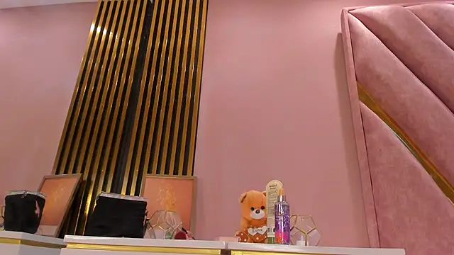 Snapshot of Anny_bakers_ chatting on July 28, 2026, 4:39 pm Anny bakers online show from July 28, 2026, 4:39 pm