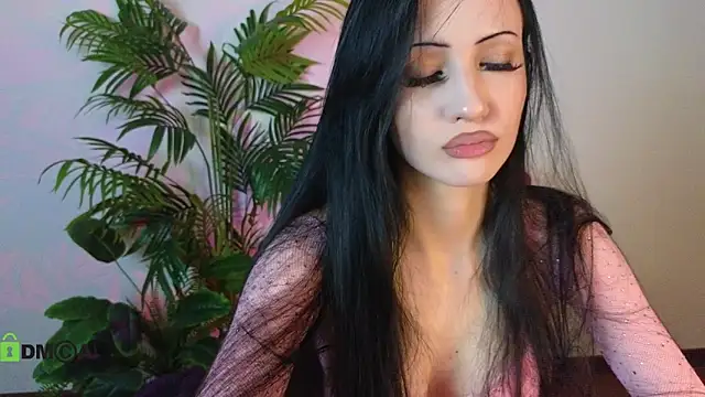 Snapshot of Tori_wow chatting on May 15, 2026, 7:54 pm Tori wow online show from May 15, 2026, 7:54 pm