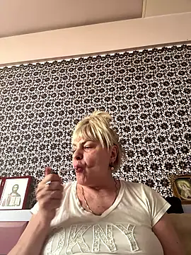 Snapshot of AnastasiaGrey777 chatting on June 5, 2026, 6:52 am AnastasiaGrey777 online show from June 5, 2026, 6:52 am