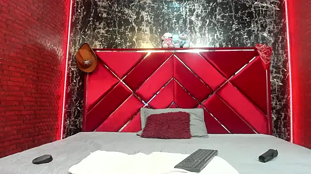 ShyElenaX online show from May 26, 2026, 8:16 pm
