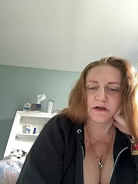 Kellilyn10 online show from July 4, 2026, 8:26 pm