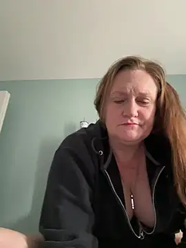Kellilyn10 online show from July 17, 2026, 4:34 pm