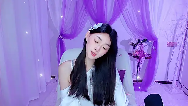 Snapshot of Tili_Lucky chatting on June 23, 2026, 1:03 am Tili Lucky online show from June 23, 2026, 1:03 am