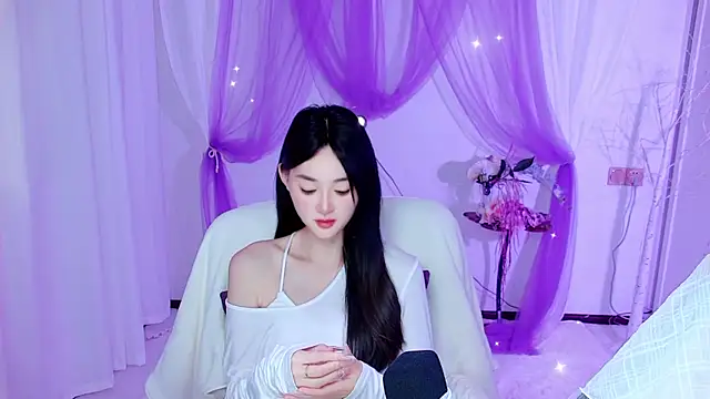 Snapshot of Tili_Lucky chatting on July 5, 2026, 1:23 am Tili Lucky online show from July 5, 2026, 1:23 am