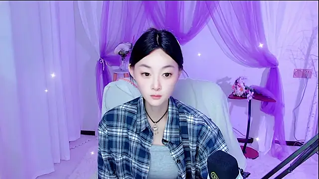 Snapshot of Tili_Lucky chatting on July 13, 2026, 12:46 am Tili Lucky online show from July 13, 2026, 12:46 am