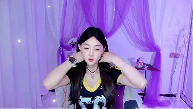 Snapshot of Tili_Lucky chatting on July 17, 2026, 1:01 am Tili Lucky online show from July 17, 2026, 1:01 am