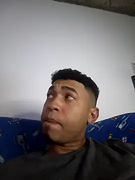 Jeimyy sex online show from May 6, 2026, 8:08 am