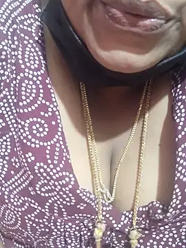 Snapshot of tamilkavitha123 chatting on June 17, 2026, 7:11 am tamilkavitha123 online show from June 17, 2026, 7:11 am