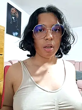 Emmaa Lexx online show from July 15, 2026, 4:07 am
