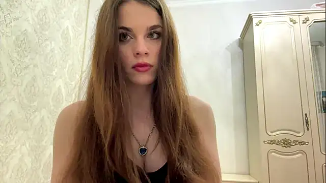 JeniceSourwine online show from June 24, 2026, 6:18 pm