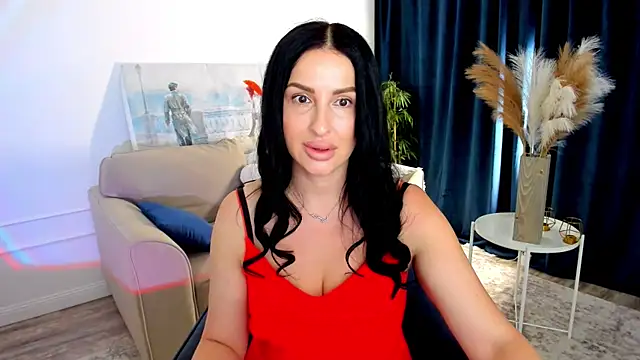 HoneyBlossome online show from June 21, 2026, 4:26 am