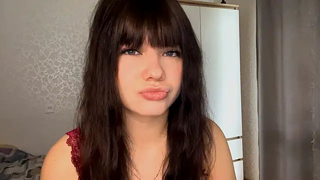 EmilyMercurial online show from May 10, 2026, 5:34 am