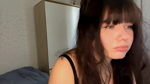 EmilyMercurial online show from May 26, 2026, 10:00 am
