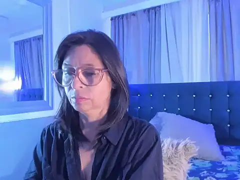 Snapshot of lena_gray chatting on June 11, 2026, 2:48 pm lena gray online show from June 11, 2026, 2:48 pm
