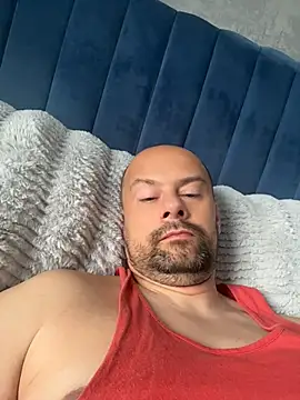 NakedAndrewHot online show from June 6, 2026, 6:40 am