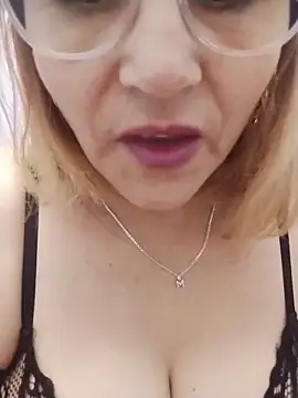 vitaminafranccesca online show from June 2, 2026, 2:30 pm