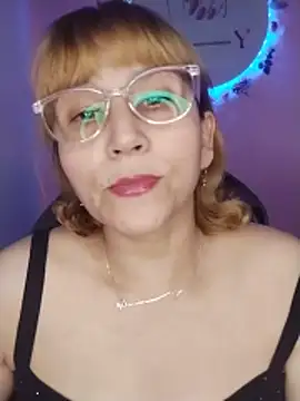 vitaminafranccesca online show from June 6, 2026, 2:49 am