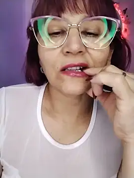 vitaminafranccesca online show from June 21, 2026, 8:33 pm