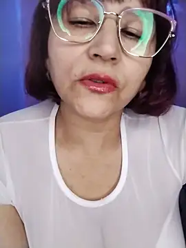 vitaminafranccesca online show from June 26, 2026, 4:28 am