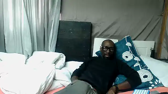 Snapshot of Camodick chatting on June 10, 2026, 8:57 am Camodick online show from June 10, 2026, 8:57 am