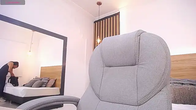 alexa forbes  online show from June 12, 2026, 3:05 am