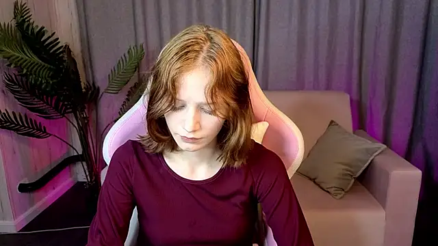 AliceJohansone online show from June 29, 2026, 1:34 am