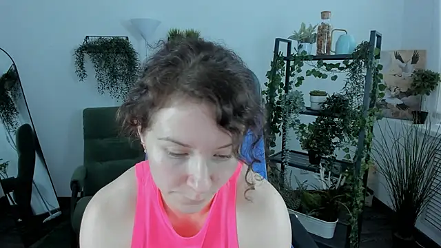 AureliaGleam online show from June 13, 2026, 7:50 am