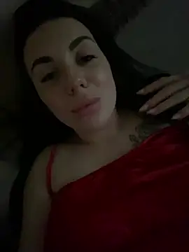 IsabellaJoutes online show from July 15, 2026, 4:07 am