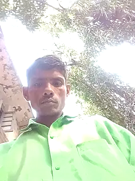 Hot-Parinda200 online show from May 7, 2026, 12:32 pm