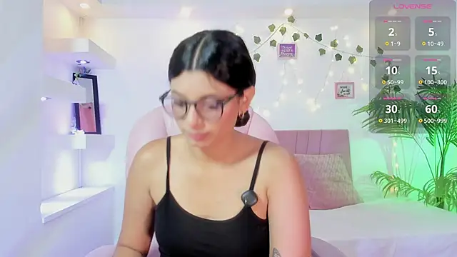 isabel space online show from June 16, 2026, 2:52 pm