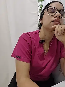 alanahot94 online show from July 4, 2026, 10:38 pm