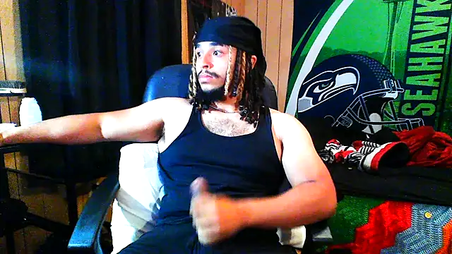 younglightskinbbc online show from May 8, 2026, 5:46 am