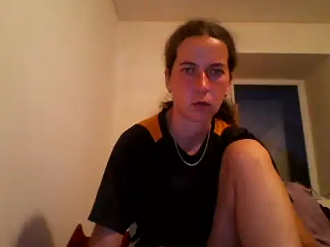 Snapshot of DanicaFey chatting on June 14, 2026, 6:43 pm DanicaFey online show from June 14, 2026, 6:43 pm