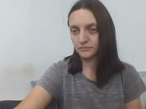 Kimmy Webb online show from July 5, 2026, 10:44 am
