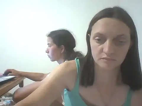 Kimmy Webb online show from July 8, 2026, 6:01 pm