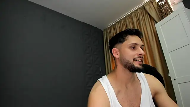 TroyWadee online show from June 3, 2026, 2:33 pm
