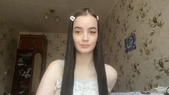 MilanaLush online show from May 8, 2026, 2:00 pm